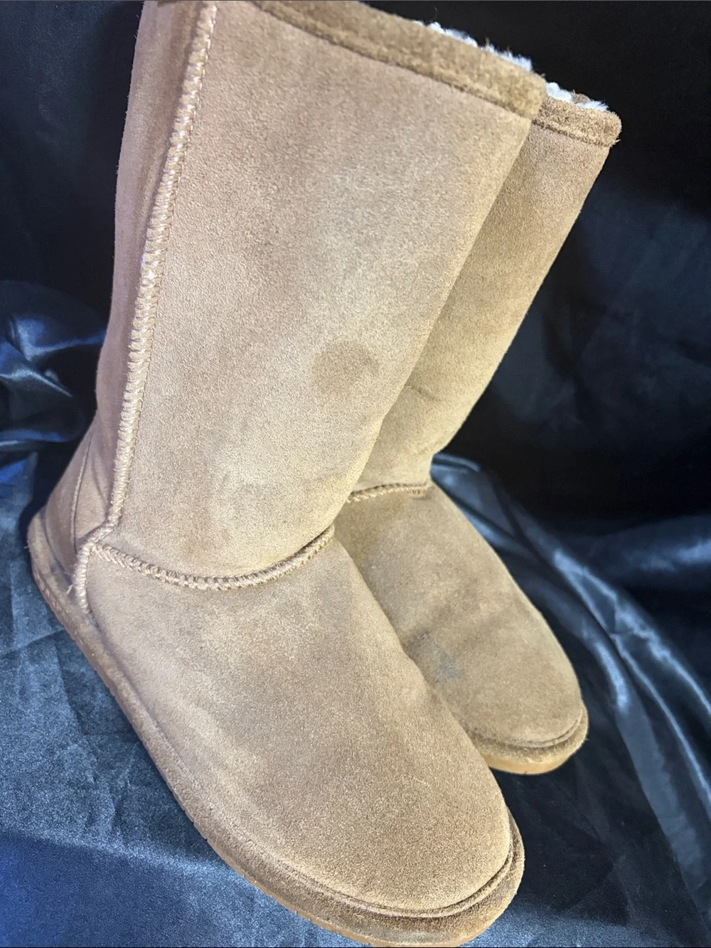 Bearpaw Classic Tall Suede Boots Chestnut Brown Size 9 Cozy Fall Winter